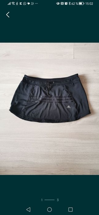 Fusta sport Adidas mărimea M (38-40)