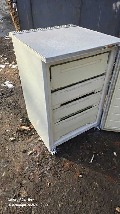 Продаётся морозильник