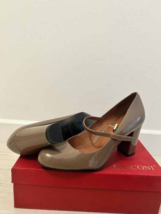 Женская обувь ..