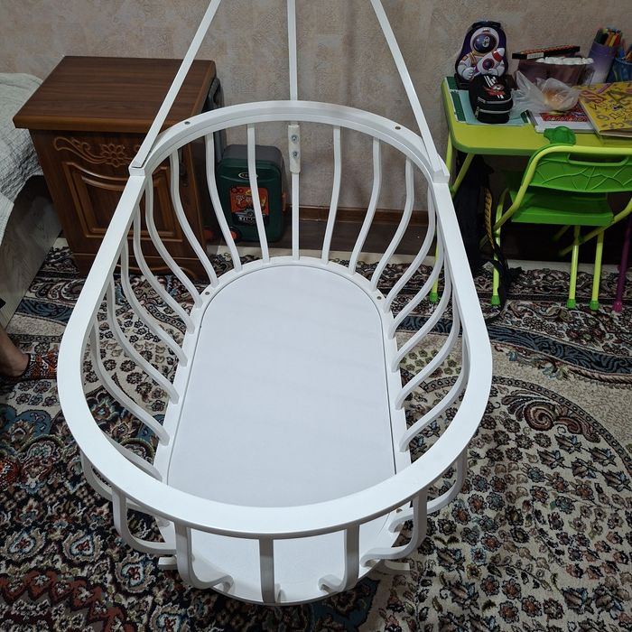 Кровать качалка  детская, б.у.хорошем состоянии,  продаётся