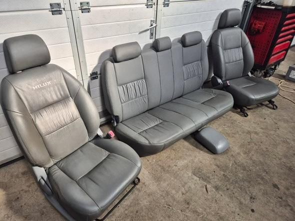 Interior piele Toyota Hilux 2006-2016