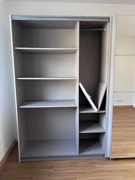 Dressing/Dulap 315/210/62 cm 3 usi culisante alb mat/oglinda