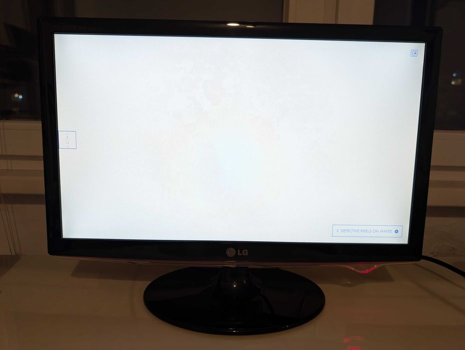Монитор LG W2261VP-PF, 21.5" wide, LCD
