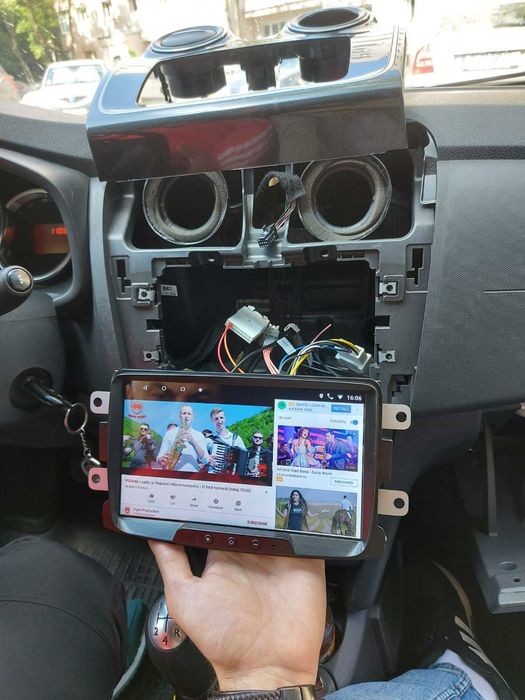 Navigatie Android Dacia Logan Duster Sandero Waze WiFi GPS USB