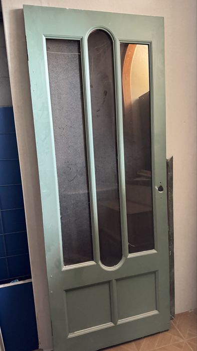 Двери деревянные доски палеты