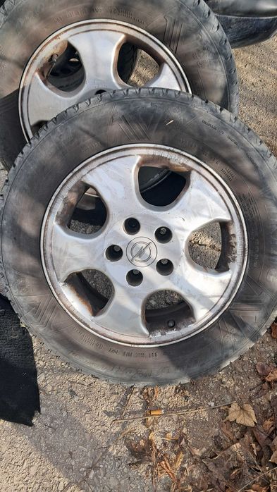 Летни гуми Викинг 195/65/15 със алуминиеви джанти за опел