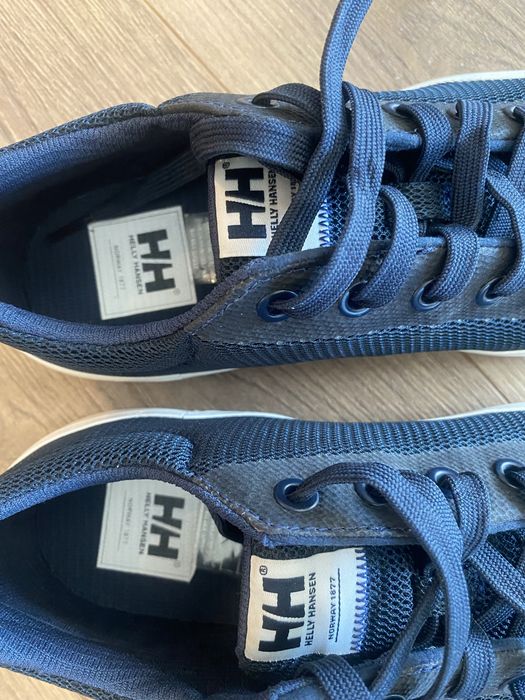 Дамски обувки Nike и Helly Hansen  39
