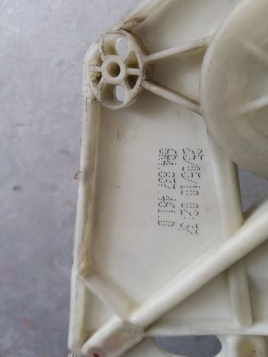 Macara geam electric stanga fata vw polo 6r 6r4837461d