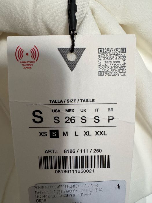 Рокля чисто нова зара