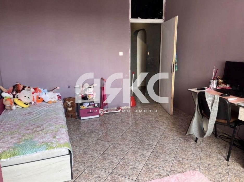 Трисатен апартамент в кв. Обеля 1 до МЕТРОСТАНЦИЯ