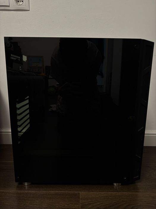 Caracasa gaming PC