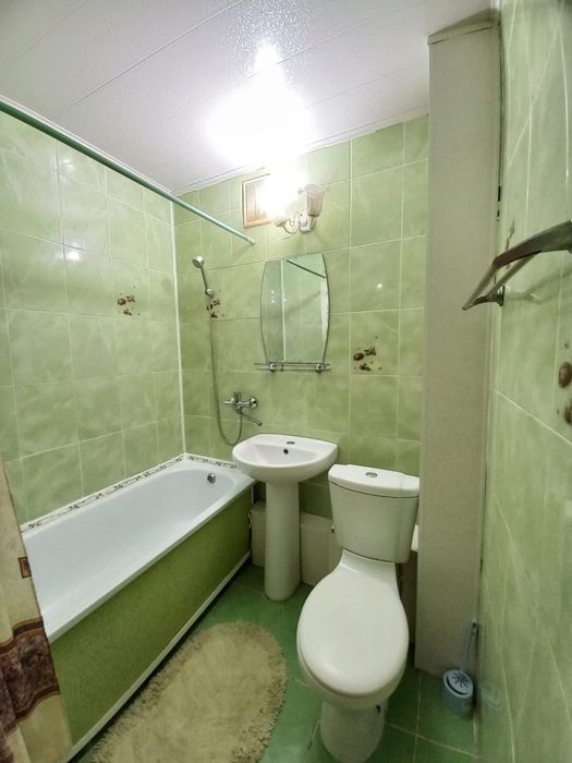 Продам 1ком в кирпичном доме центр