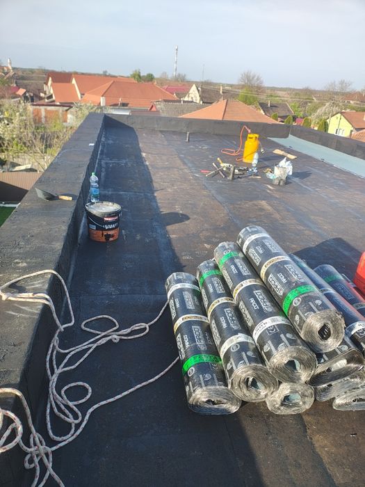 Execut izolati hidro-izolati