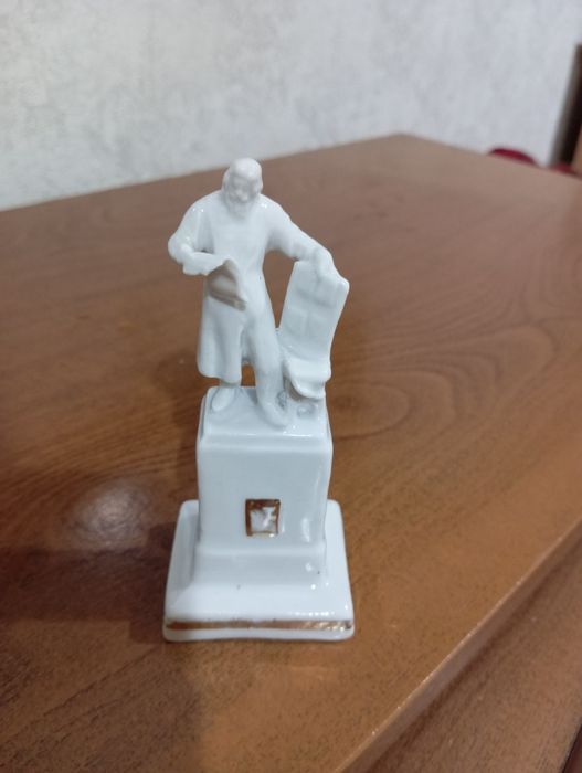 Статуэтка Первопечатник Иван Федоров.