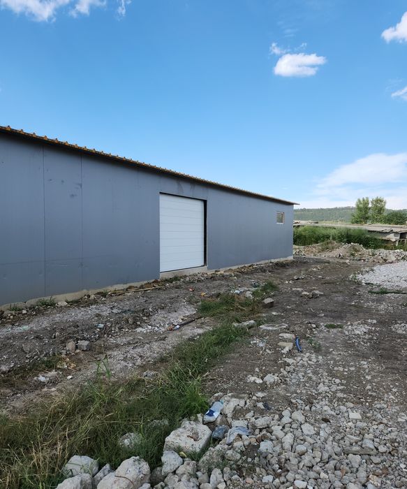 Usi de garaj/ usi pietonale/ usi de hala/ usi industriale