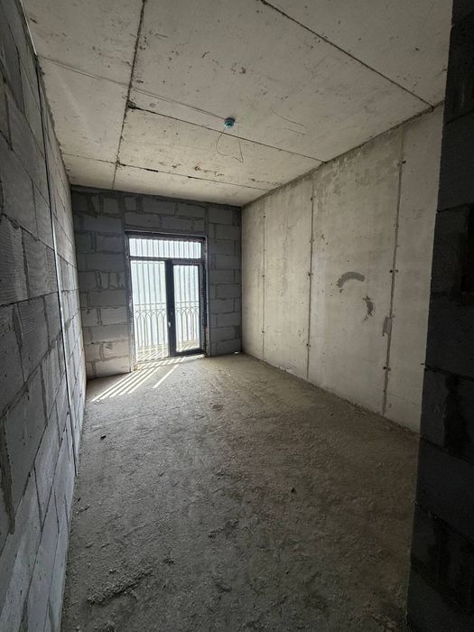 Срочно продается 2х ком квартира, ориентир: Самарканд Дарвоза, 67м²