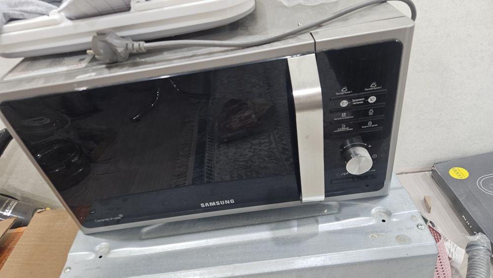 Микроволновка Samsung