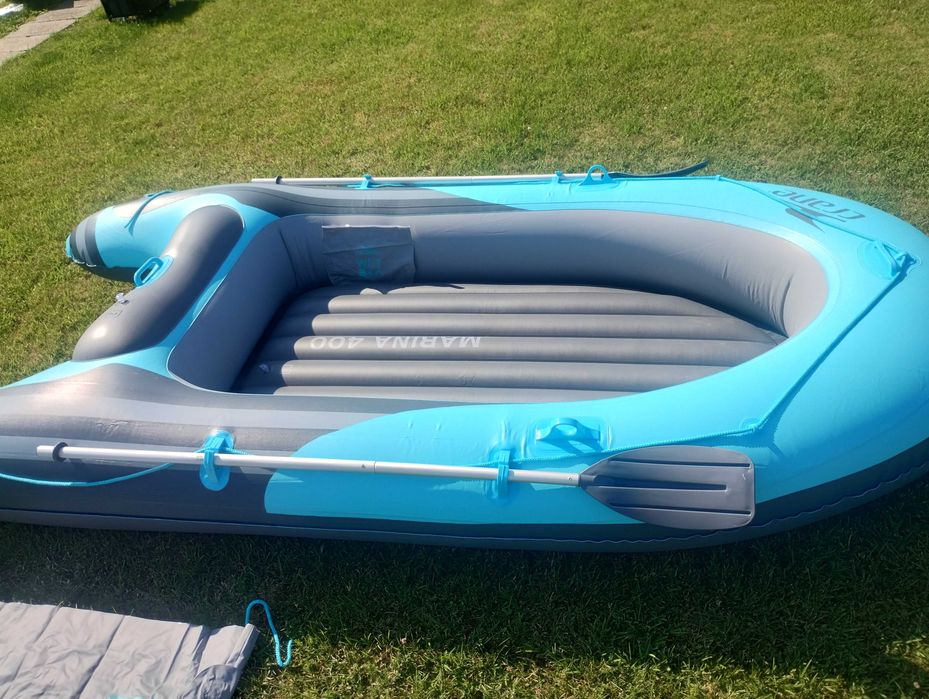 Vand barca gonflabila agrement noua,
