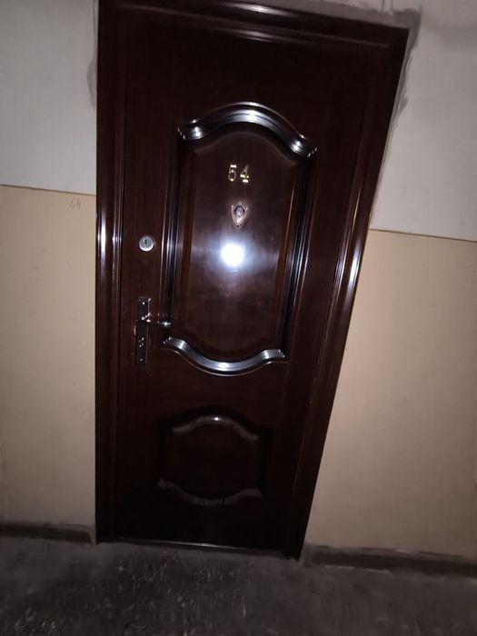 Продам 2-х комнатную. 2/3/4 Спутник -4. 36 кв м.