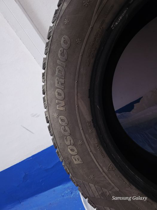 Зимний шипованный балон 235*65*R17
