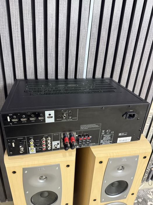 Boxe JBL Balboa 30 si statie pioneer vsx329