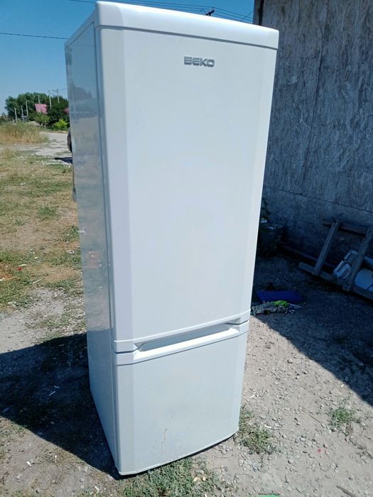 С доставкой продам холодильники