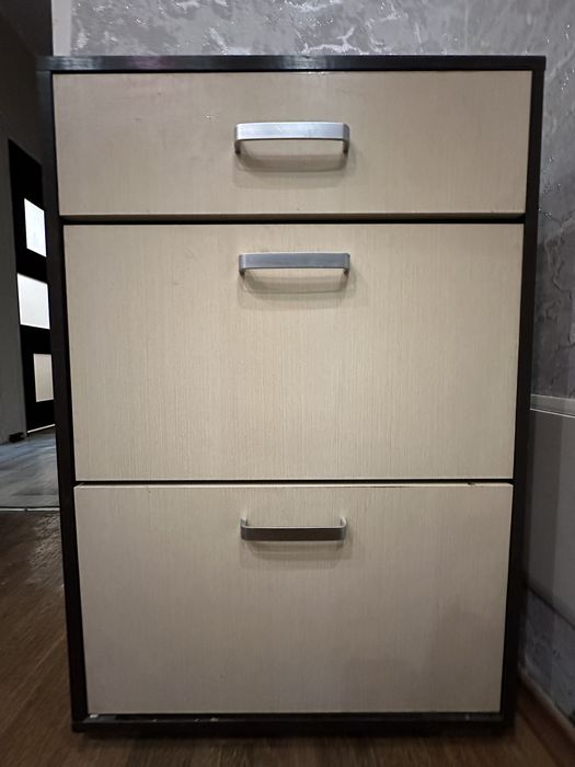 Обувная тумба