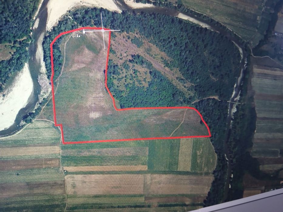 Teren impadurit si agricol extravilan
