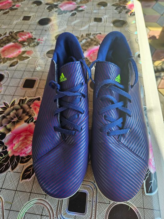 Ghete de fotbal bune