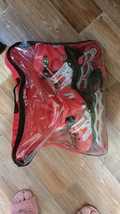 Продам срочно ролики на девочку