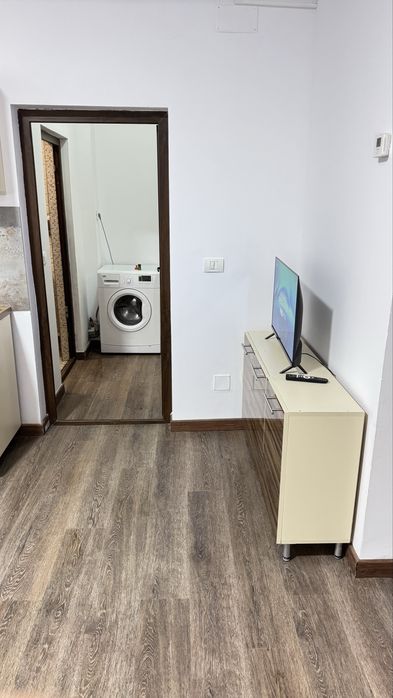 Inchiriere apartament in vila Moreni