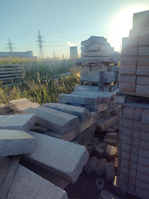 Продам бордюры , обычные и гранитные