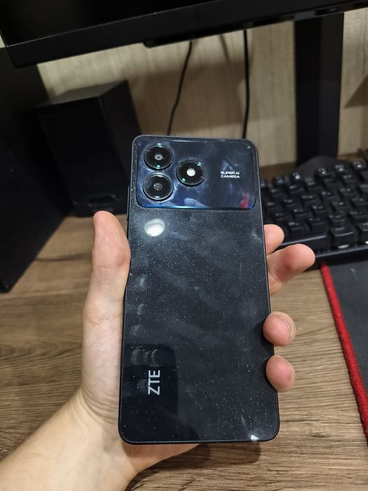 Продам смартфон ZTE blade a36 64gb black