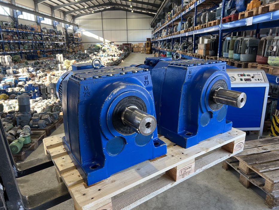 Мотор-редуктор 15 kW 28 оборота