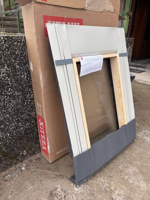 Изход за покрив VLT 1000