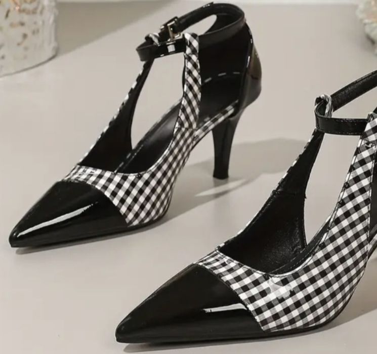 Pantofi noi, marime 37, 80 ron