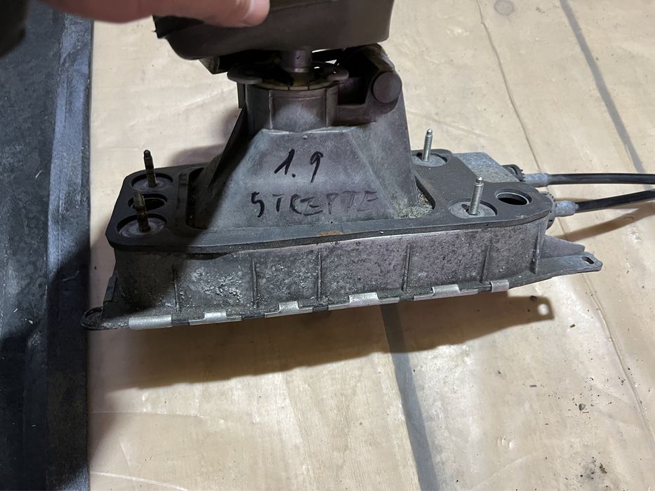 Timonerie timonerii pt vw passat b6 1.9 5 trepte manual