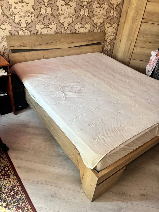 Продам кровать, в хорошем состоянии