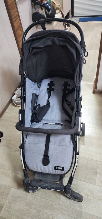 Детская коляска.