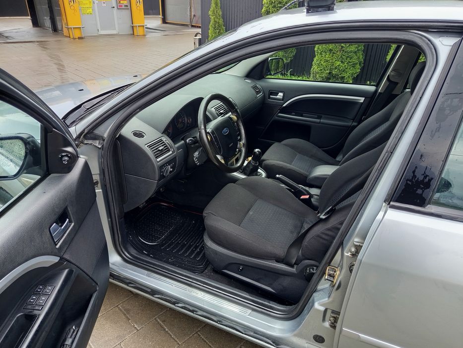 Vând Ford Mondeo diesel 1998 cm 116 cp
