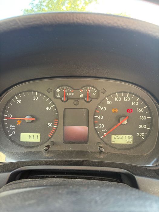 Golf 4, 1.9, 90 коня, 2000 г.