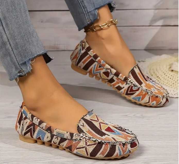 продавам нови ниски летни платнени арт обувки