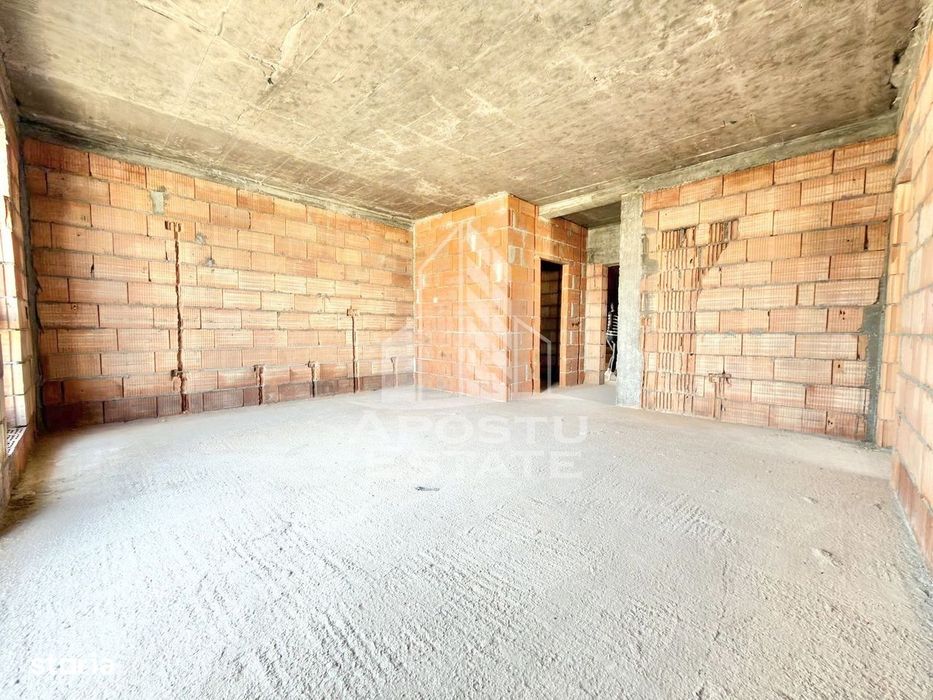 Apartamente cu 3 camere, etajul 1 la intrare in Giroc la asfalt — fotografia 3