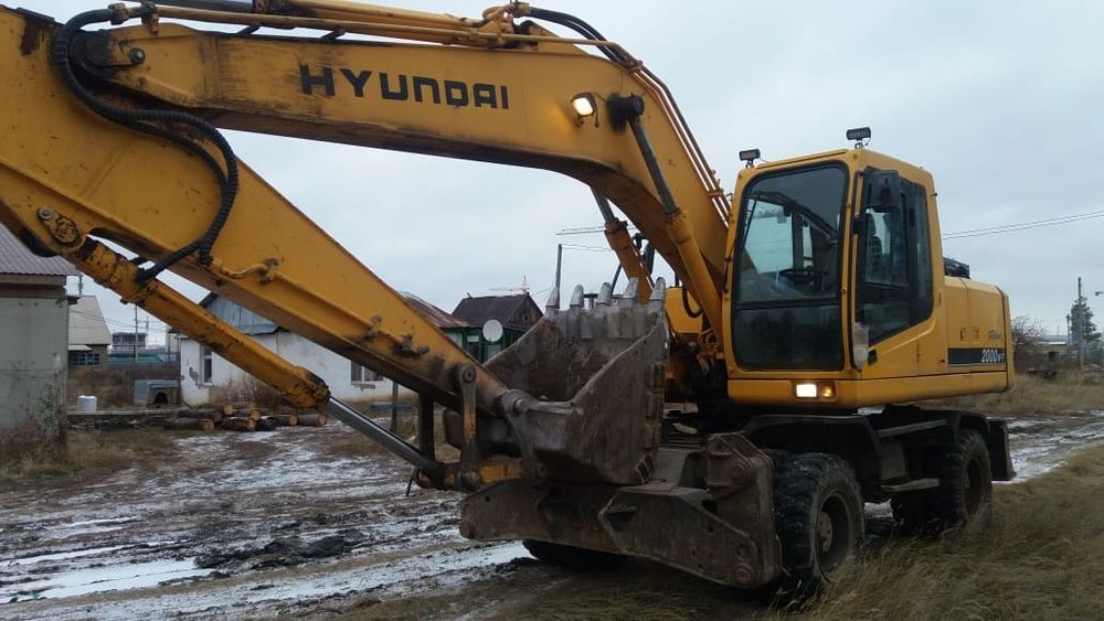 Услуги колесного экскаватора HYUNDAI -2000W