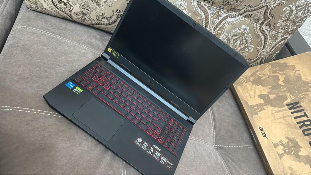 Ноутбук ирговой с коробкой