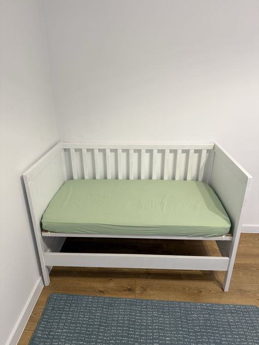 Pat bebelusi copii ikea co-sleeping lemn masiv 120x60 cm Sundvik plus saltea ikea din spuma cu husa detasabila
