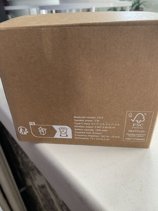 Продам колонку и зарядное устройство