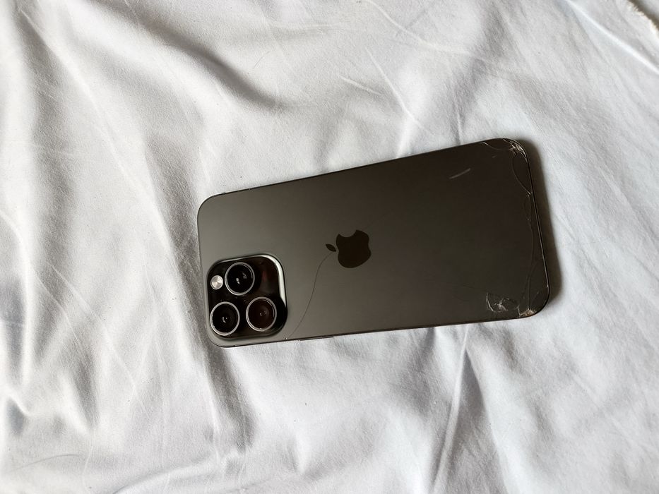 Iphone 15 pro max srochniy sotiladi