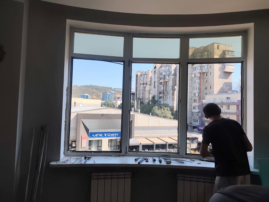 Окна трехкамерные