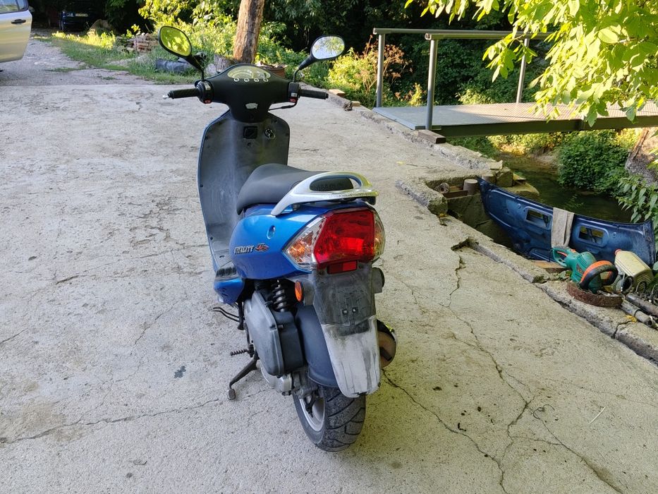 Kymco скутер много добро състояние
